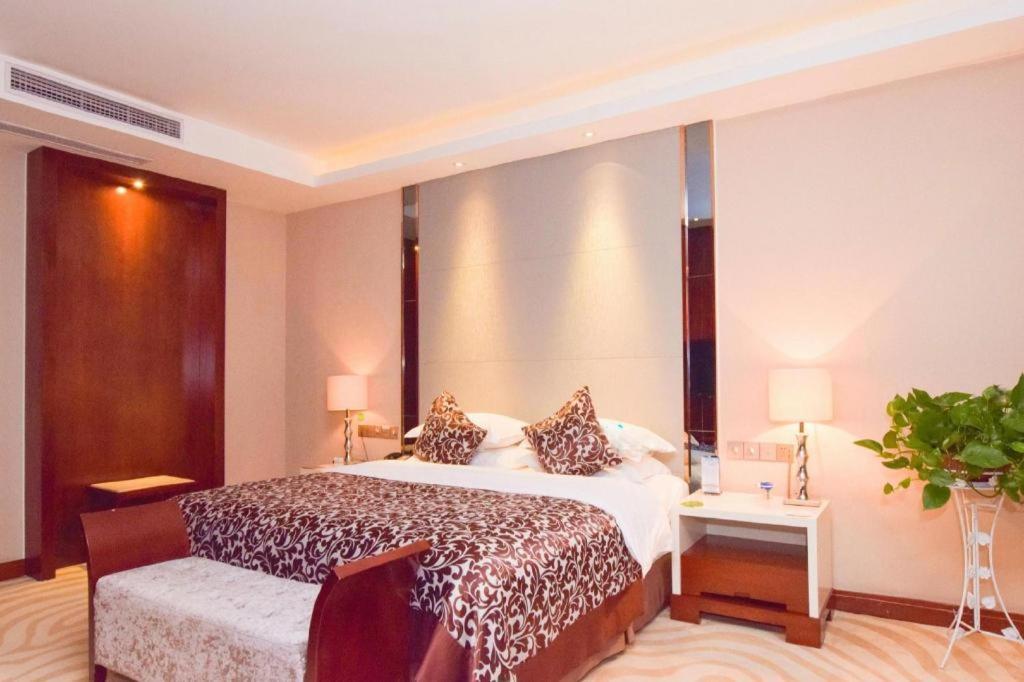 Grand Metropark Hotel Shangqiu Экстерьер фото