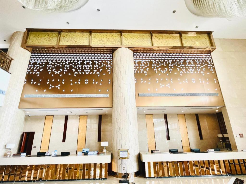 Grand Metropark Hotel Shangqiu Экстерьер фото